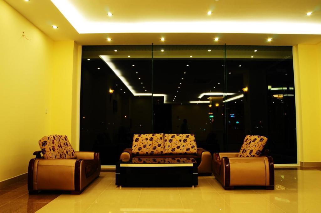 Monaco Hotel Da Nang Bagian luar foto